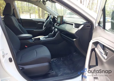 2021 Toyota Rav4 Xle from USA, damaged, VIN 2T3W1RFV5MW118836